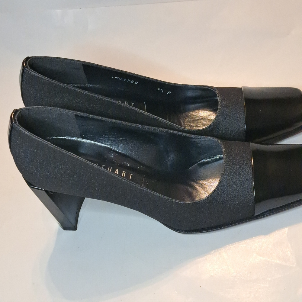 WOMEN'S STUART WEITZMAN SQUARE TOE HEELS SIZE 7.5 B - Picture 10 of 16